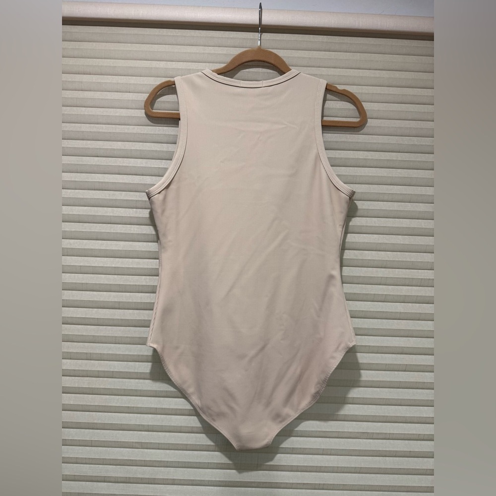 Women’s cream ribbed bodysuit - Picture 2 of 2